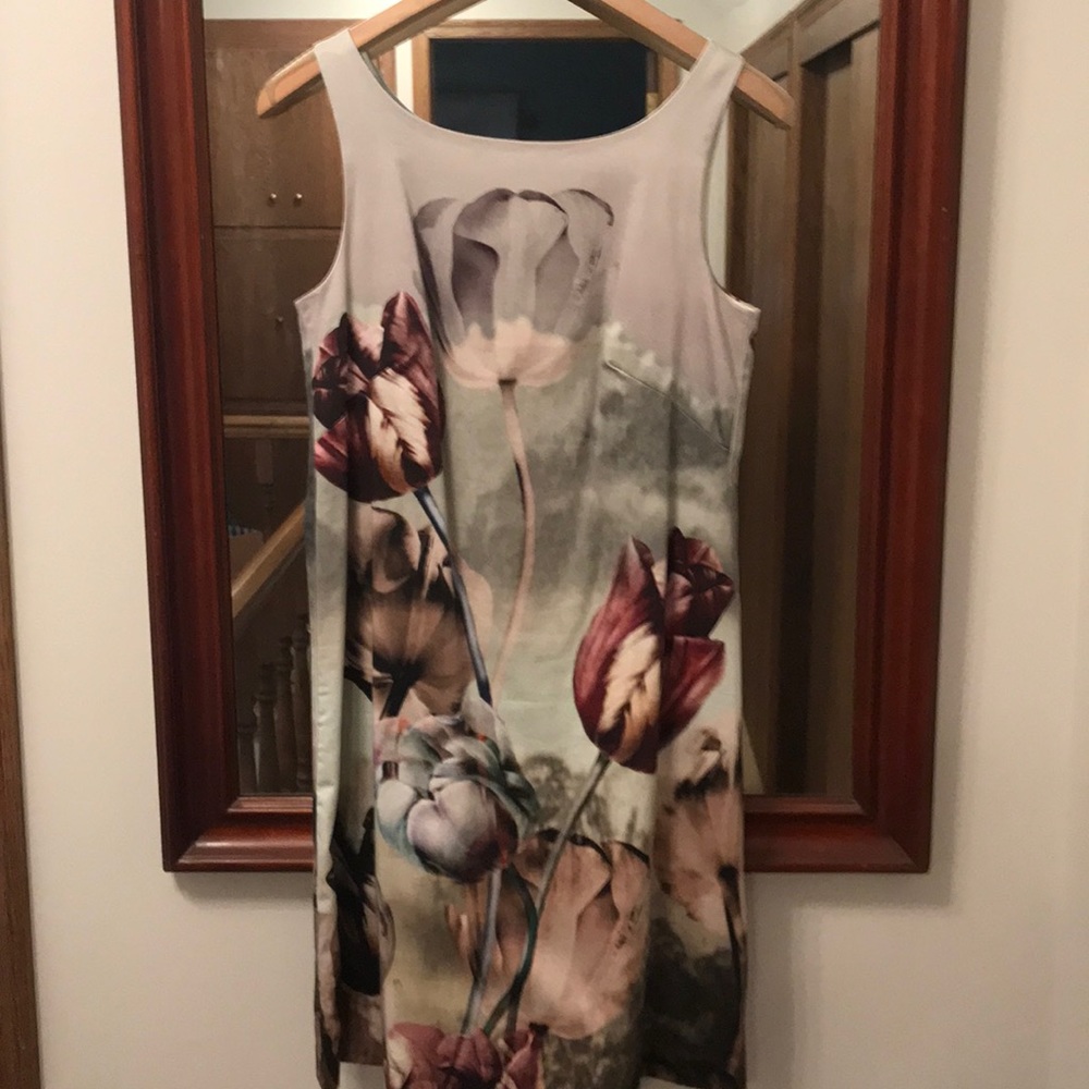 Sleeveless, Floral dress